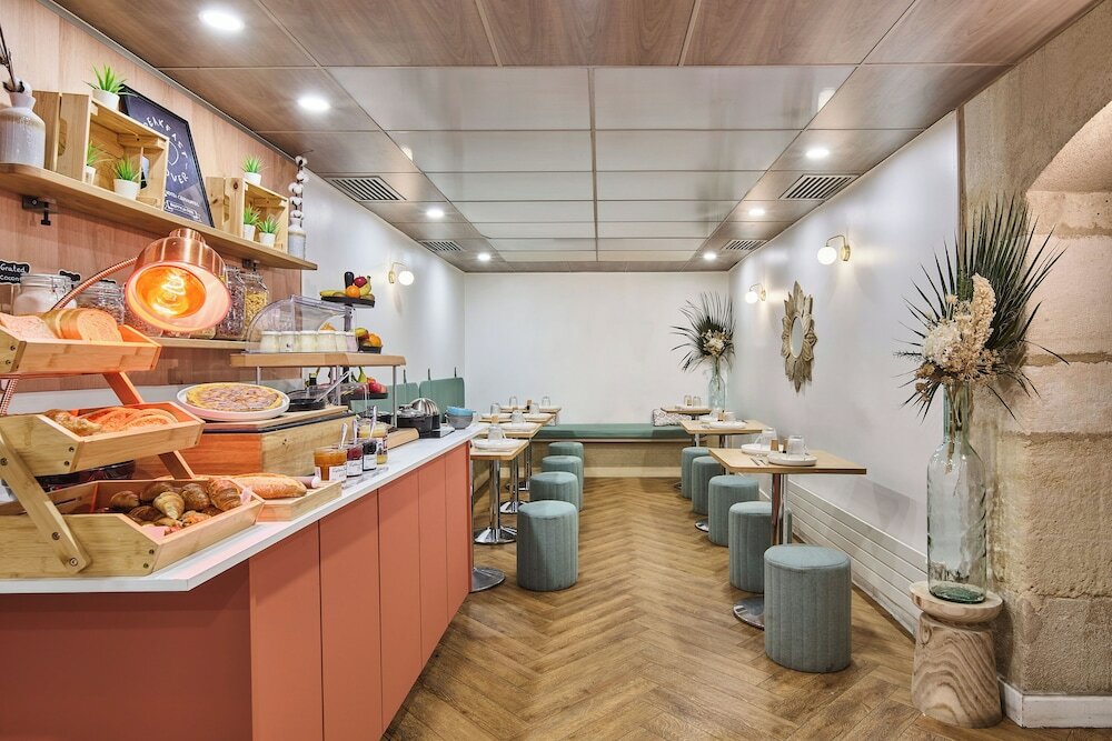 Фото Hotel Cervantes by Happyculture