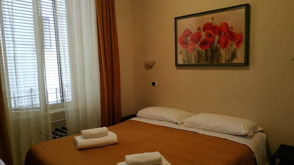 Фото Hotel Everest