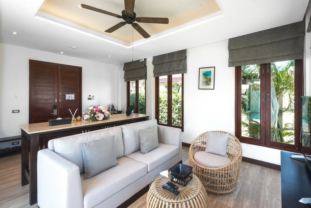 Фото Triple Tree Beach Resort