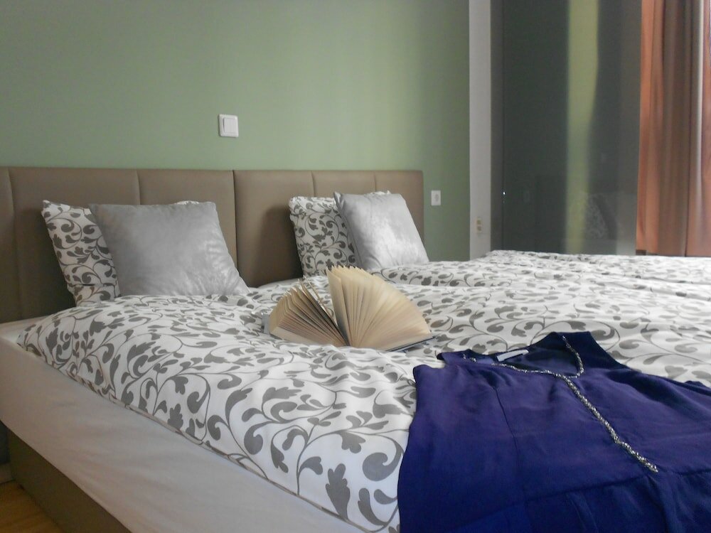 Фото Dan In'n Out