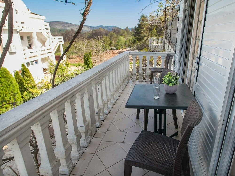 Фото Maki Apartments