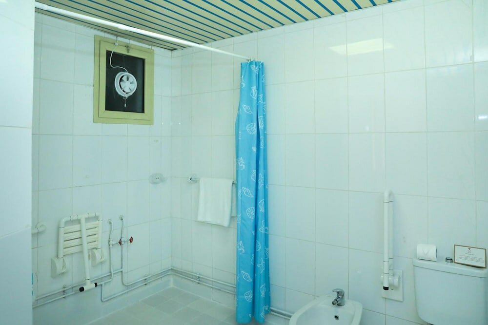 Фото LaVilla Hotel