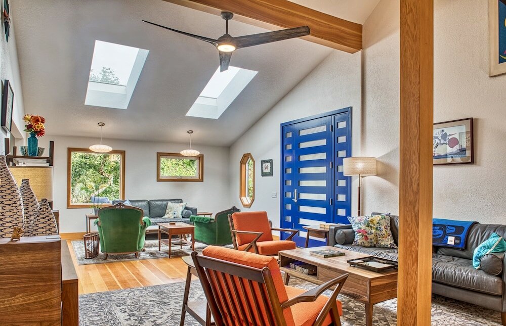 Фото Sehome Garden Inn