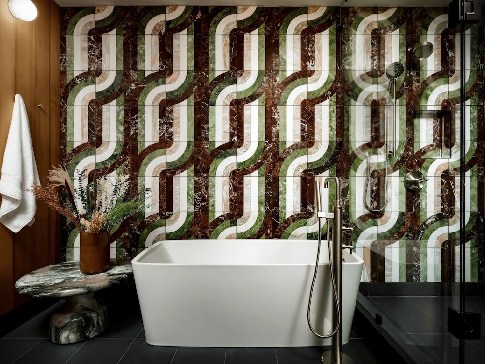 Фото The Drake Hotel