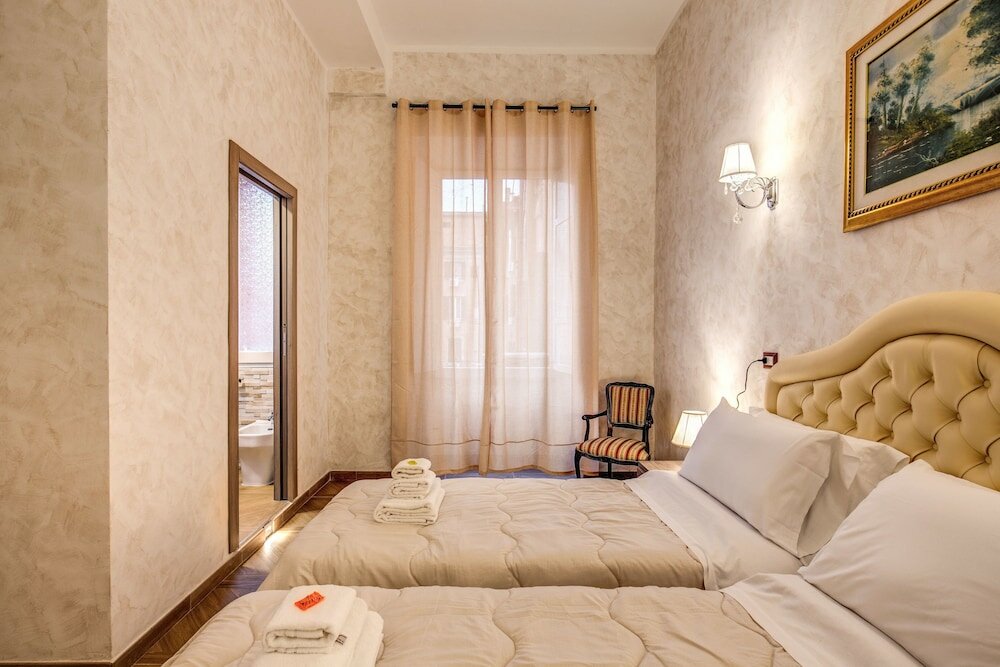Фото Amici Guesthouse