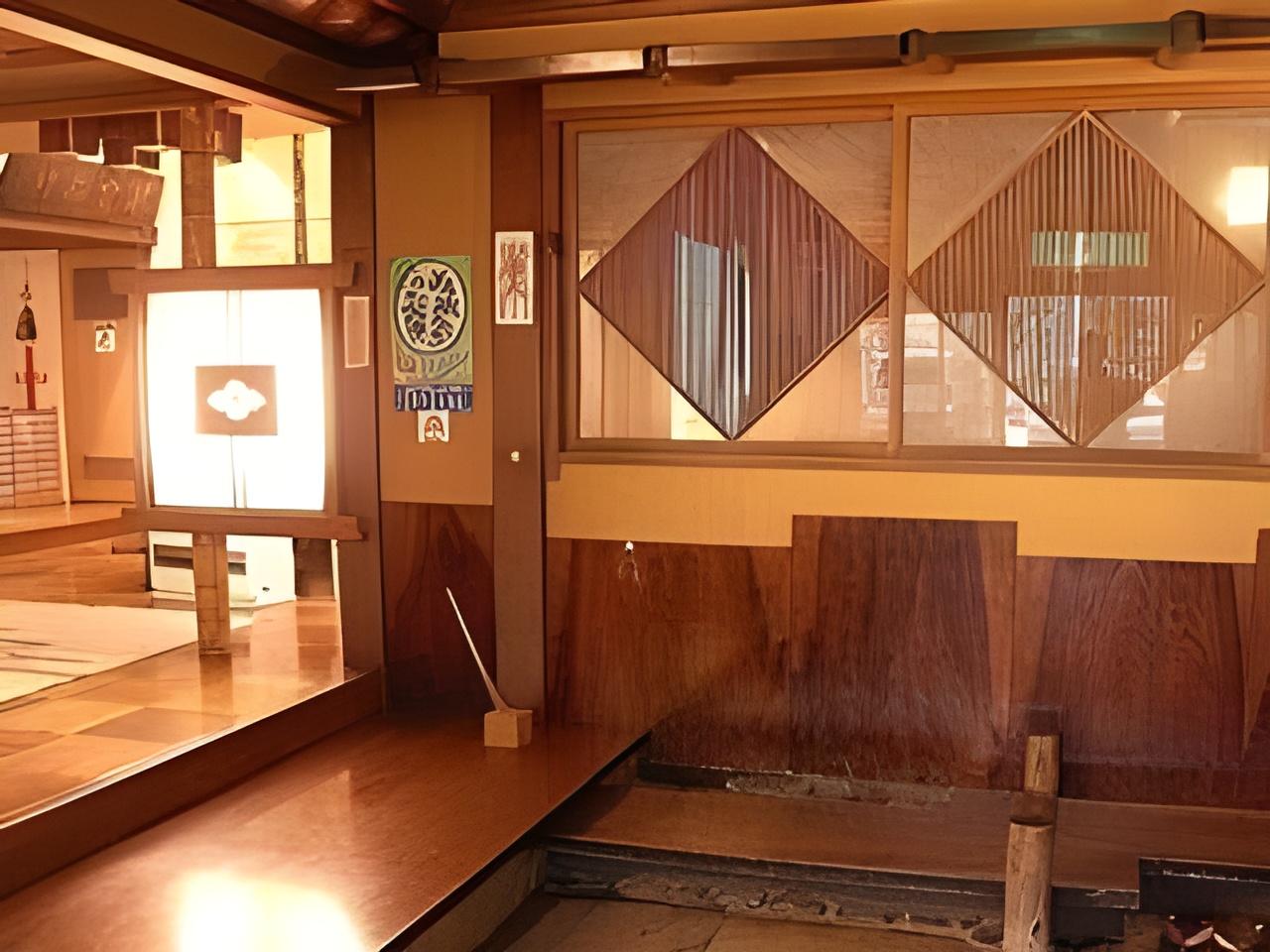 Фото Charoku Honkan