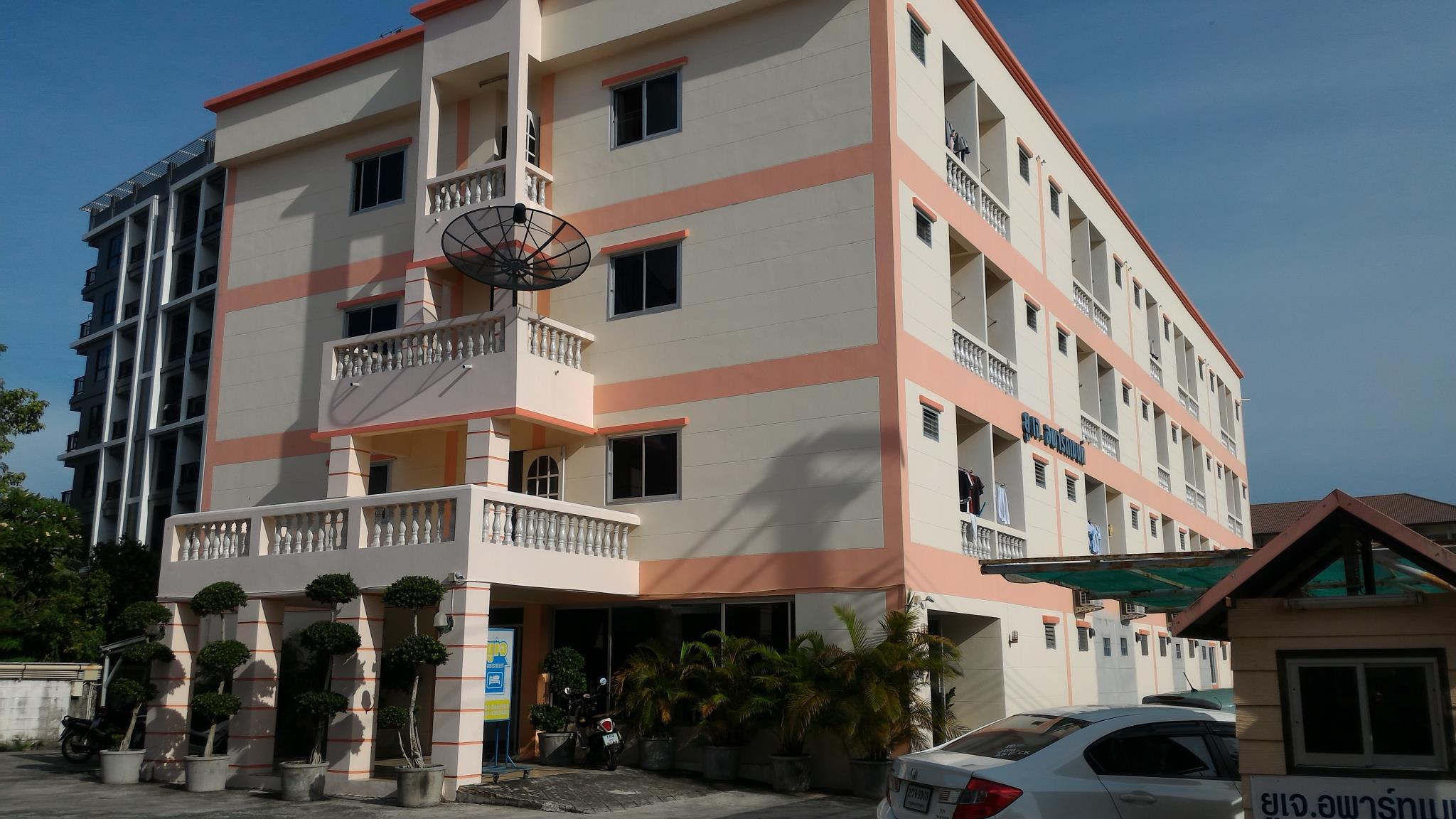 Фото отеля 1