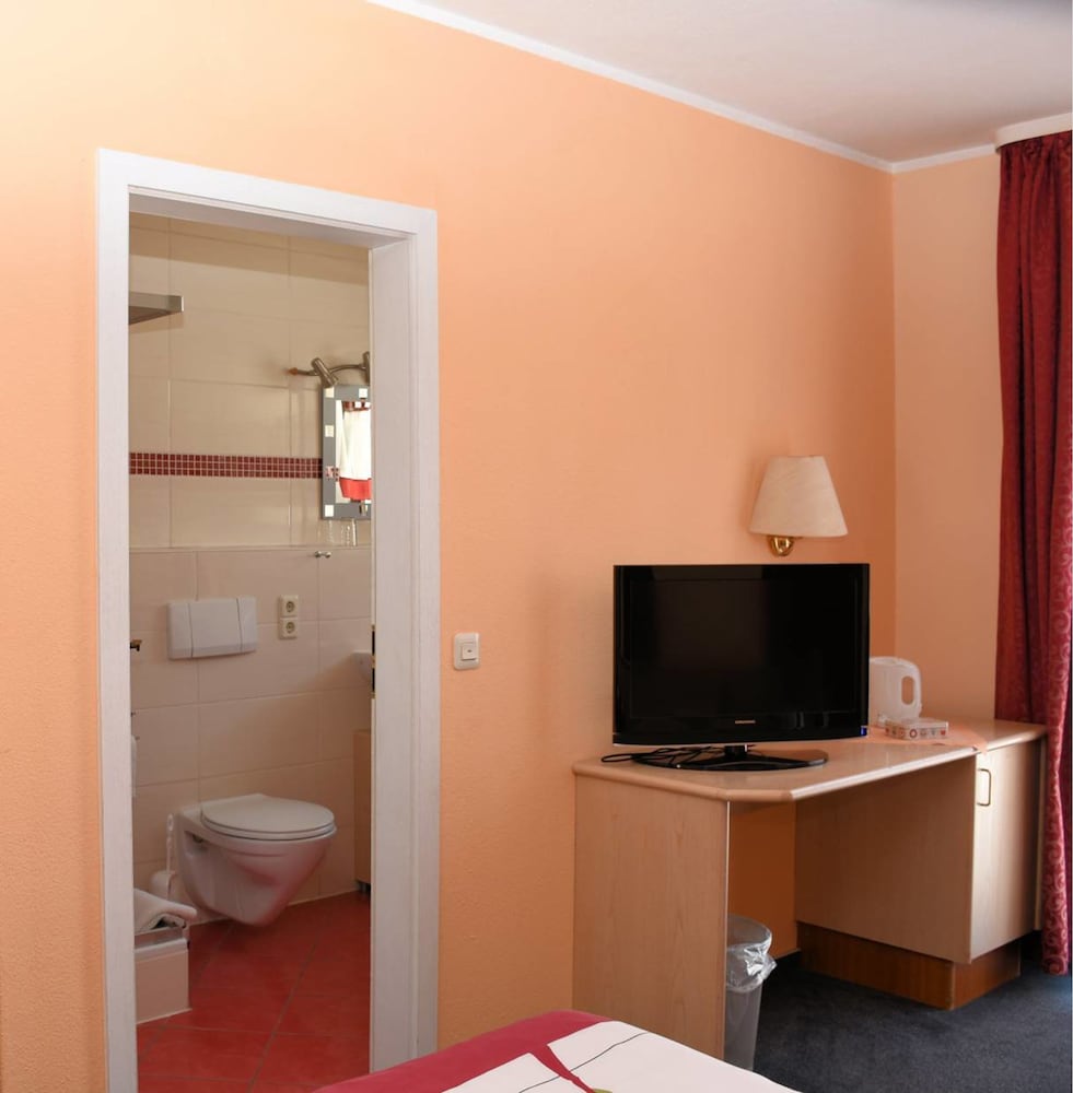 Фото Hotel Restaurant Alt Wehlheiden