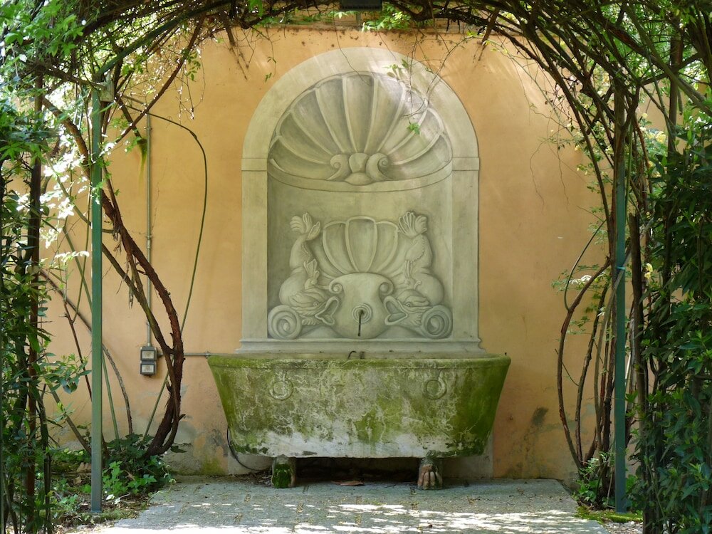 Фото Classic Hotel