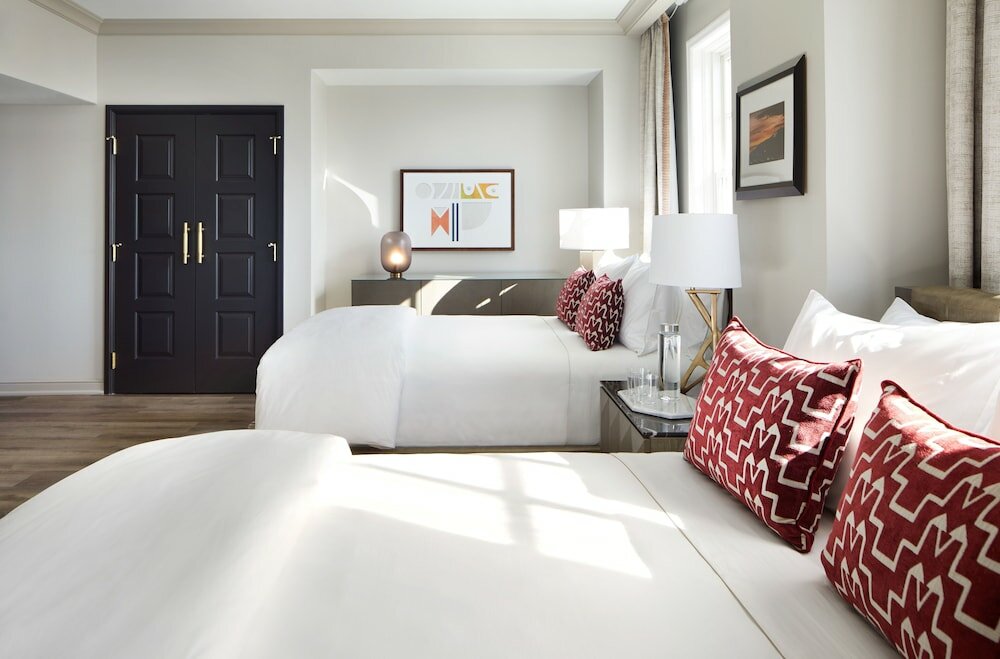 Фото The Plaza Hotel Pioneer Park