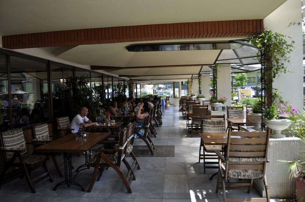 Фото Hotel Lotus