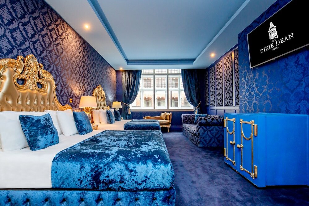 Фото The Dixie Dean Hotel