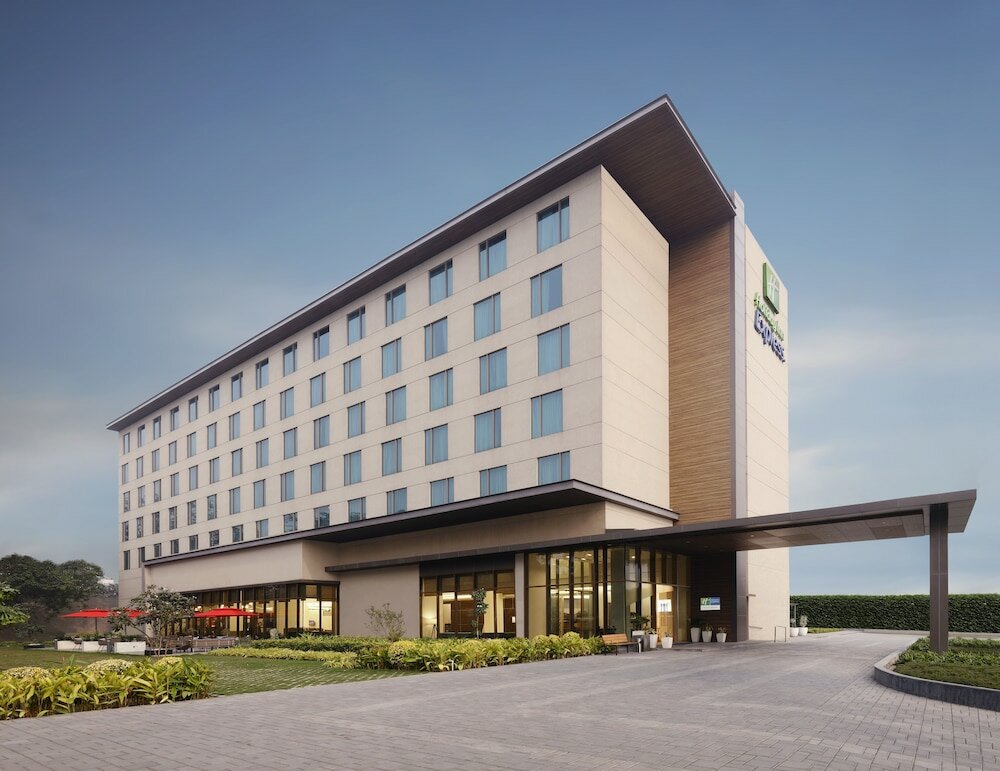 Фото Holiday Inn Express Kolkata Airport, an Ihg Hotel