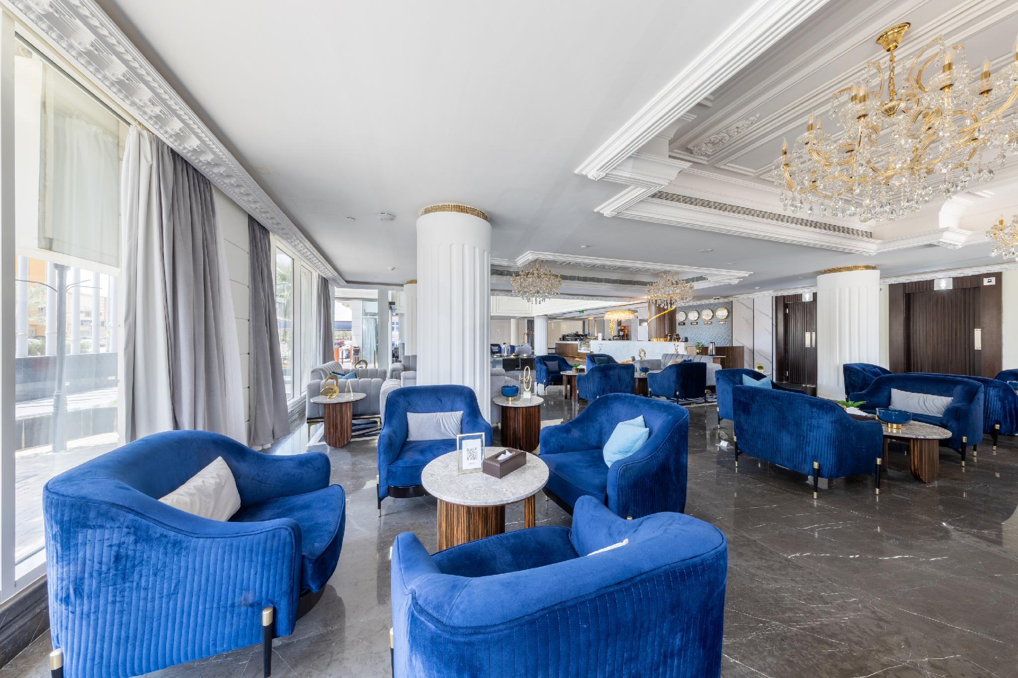 Фото Luxury Night Hotel