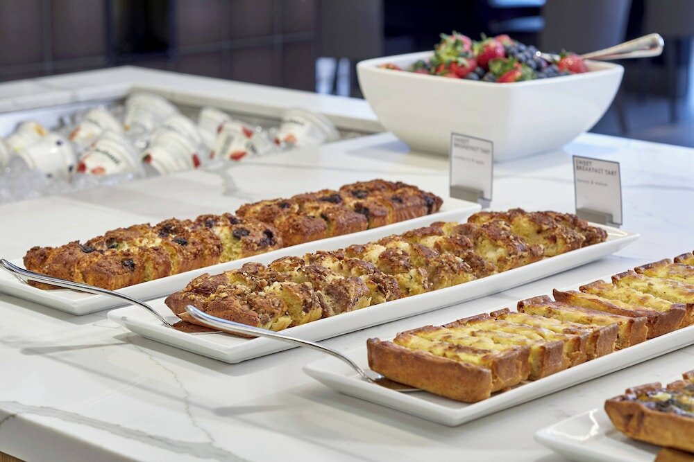 Фото Ac Hotel by Marriott Atlanta Airport Gateway