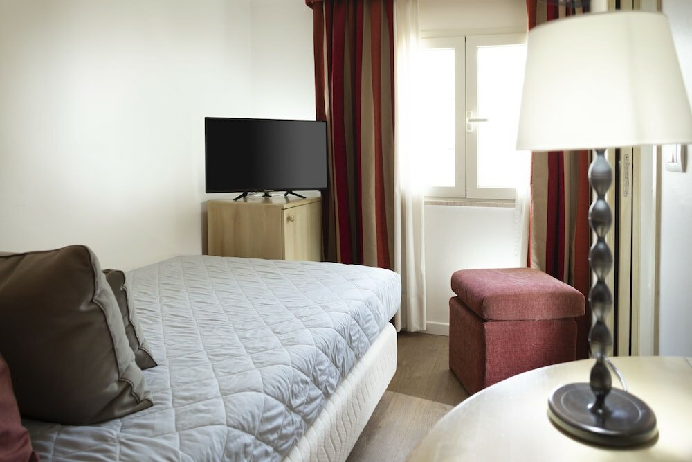 Фото Hotel LaMorosa