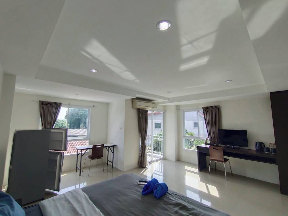 Фото The Precious Apartment