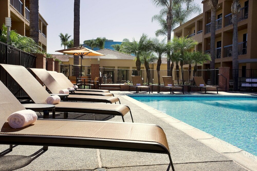 Фото Courtyard by Marriott San Diego Sorrento Valley
