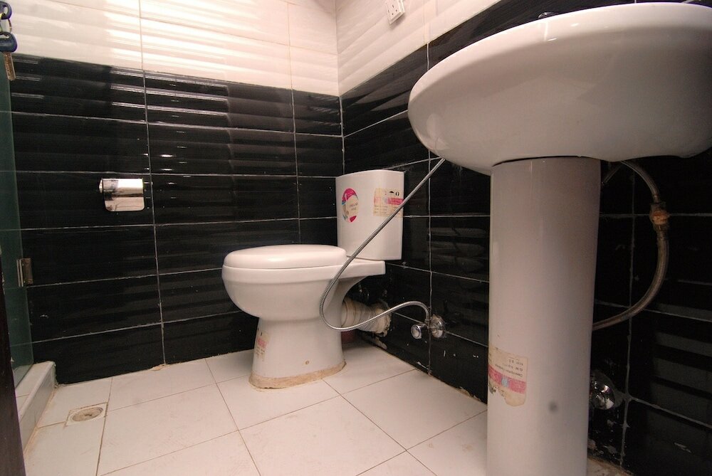 Фото Belvoir Hotel