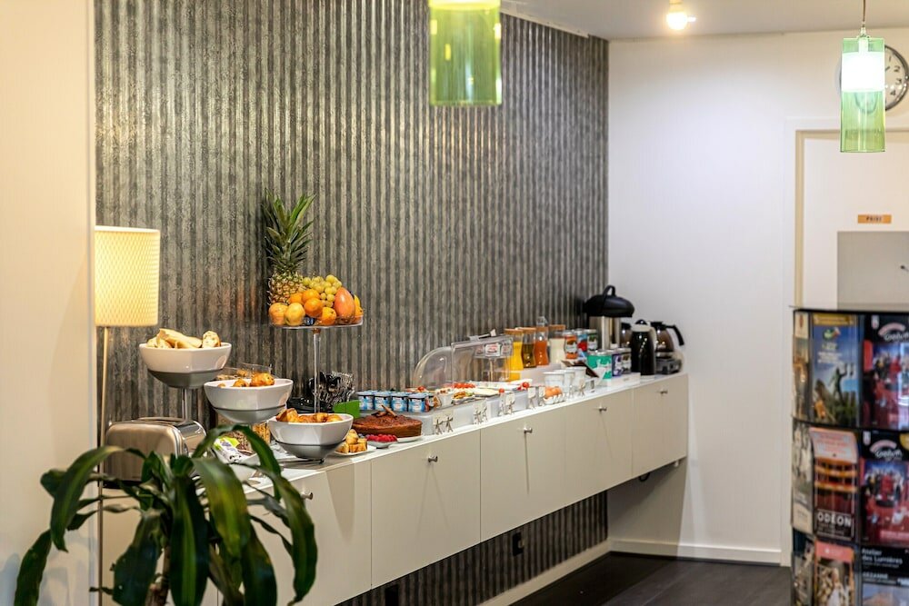 Фото Hotel Glasgow Monceau Paris by Patrick Hayat