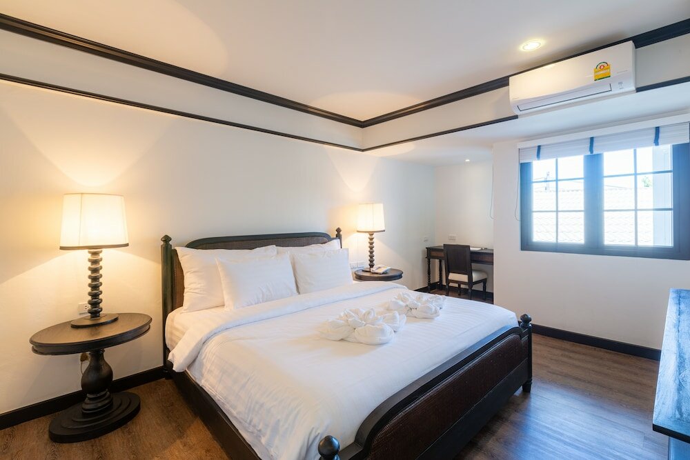 Фото Mora Boutique Hotel