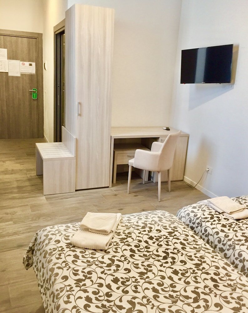 Фото Academy Hotel Fiumicino