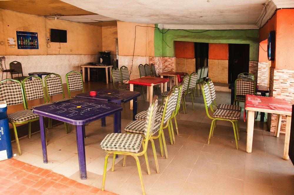 Фото Alfoscar Hotel & Suites