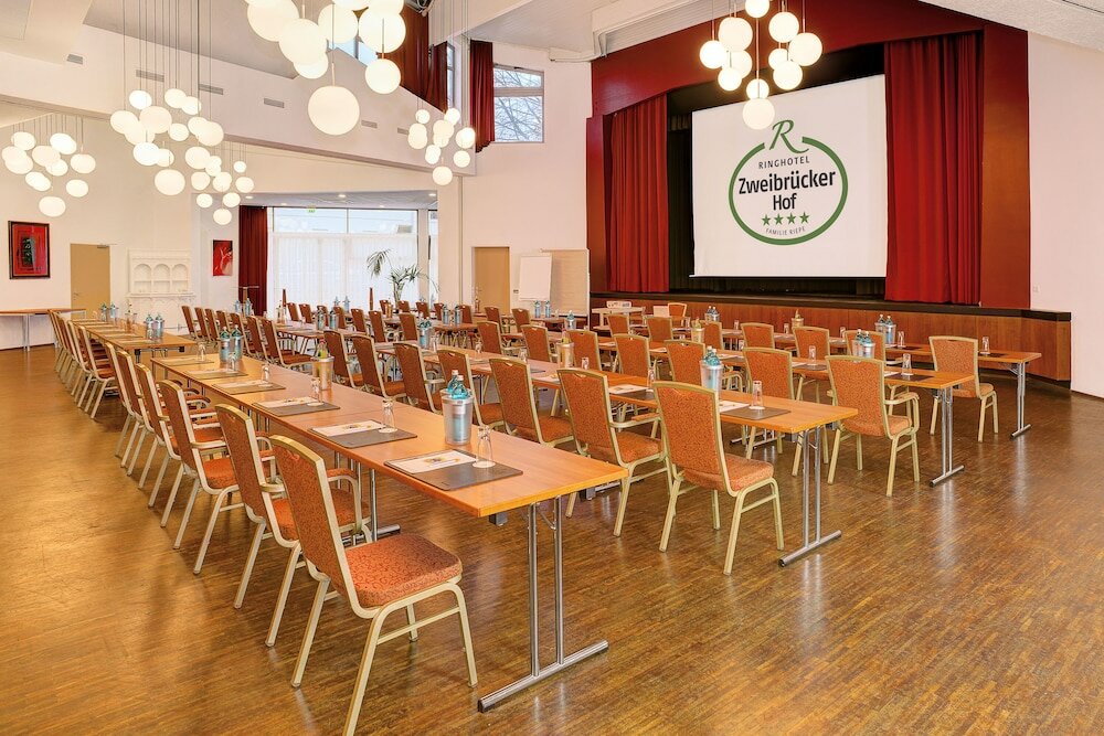 Фото Ringhotel Zweibrücker Hof Herdecke