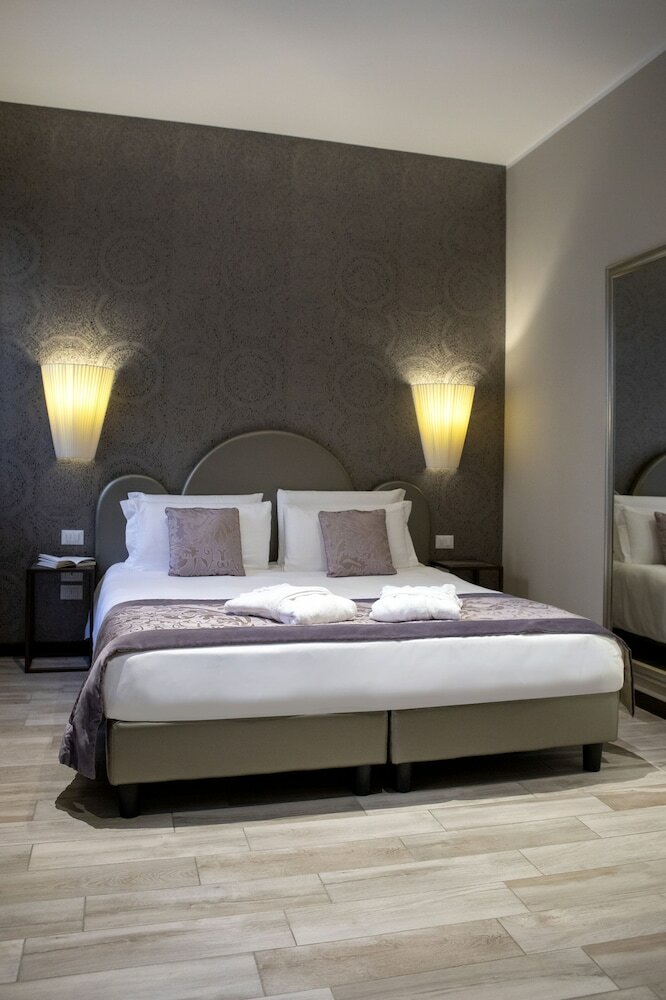 Фото Alle Guglie Boutique Hotel