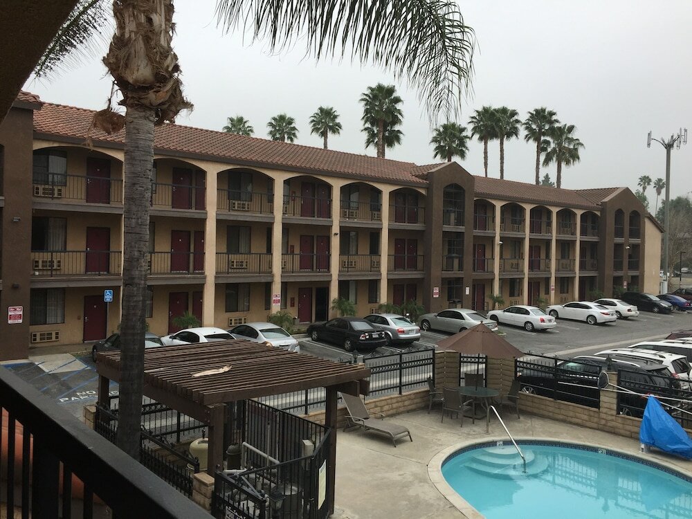 Фото Five Star Inn West Covina