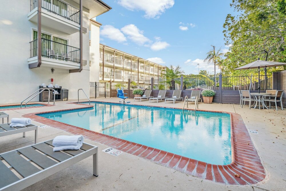 Фото Avania Inn of Santa Barbara