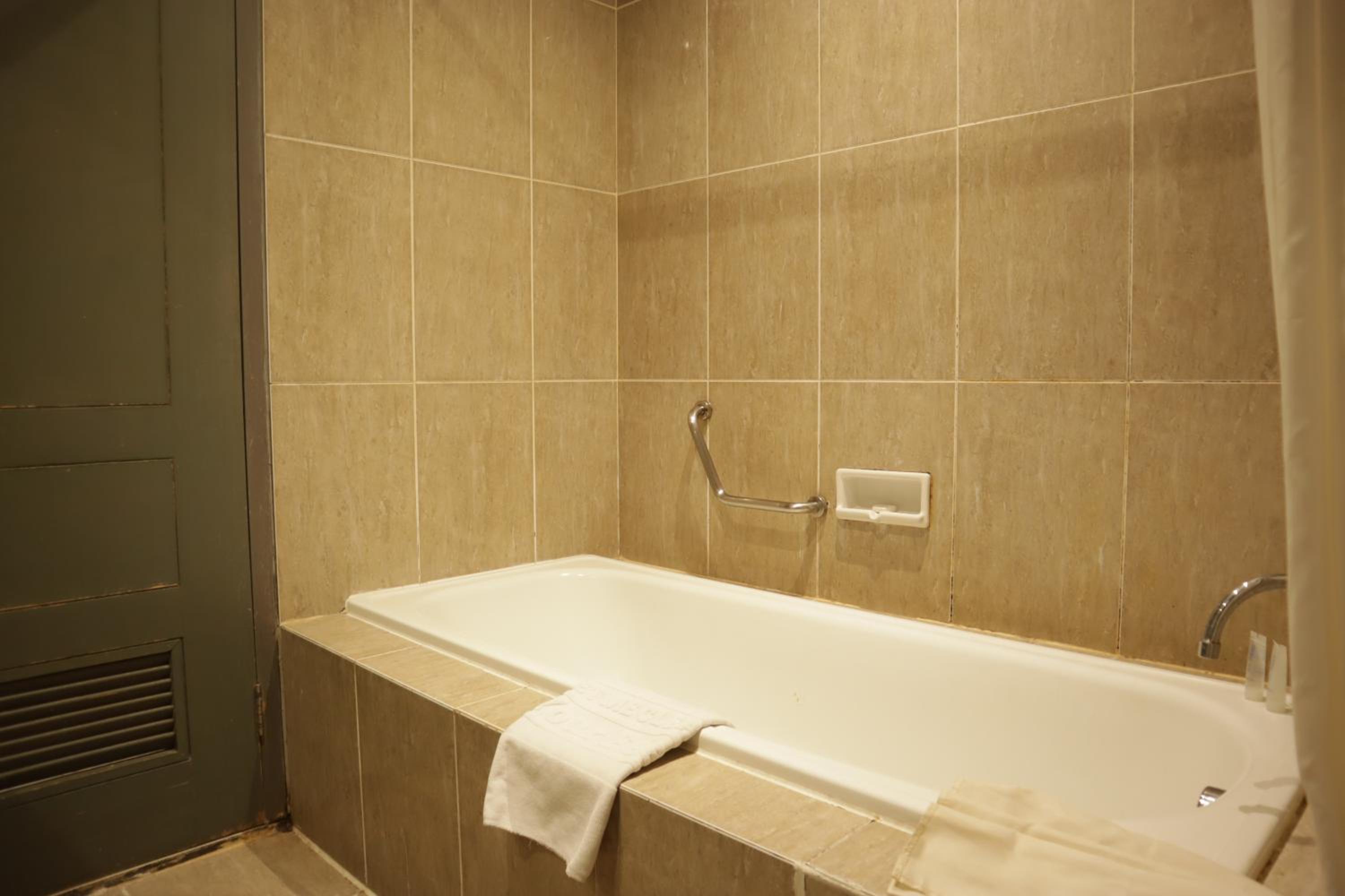 Фото Hotel Dafam Semarang