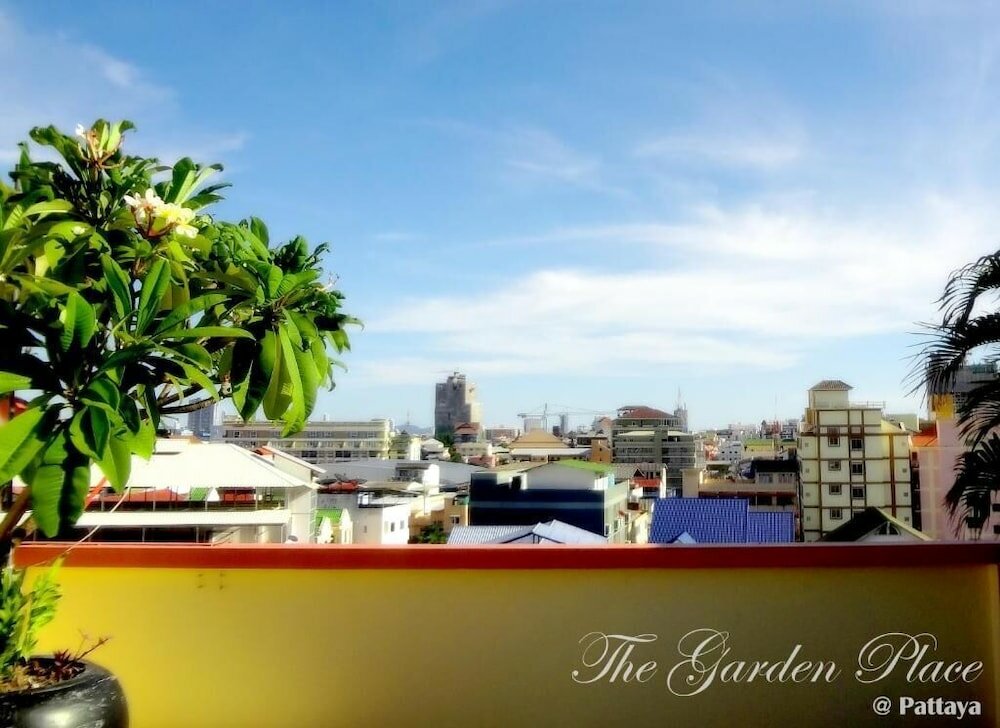 Фото The Garden Place Pattaya