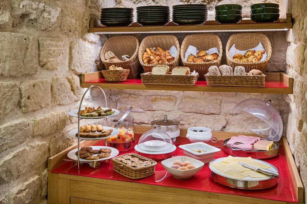 Фото Saint-Paul Rive-Gauche