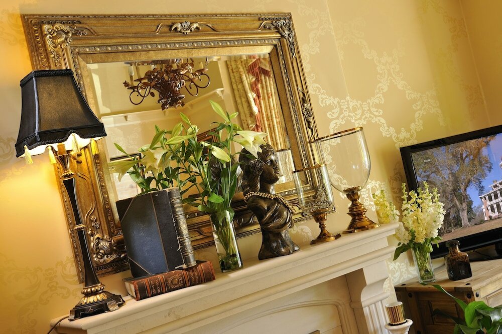 Фото Howarth House Apartments