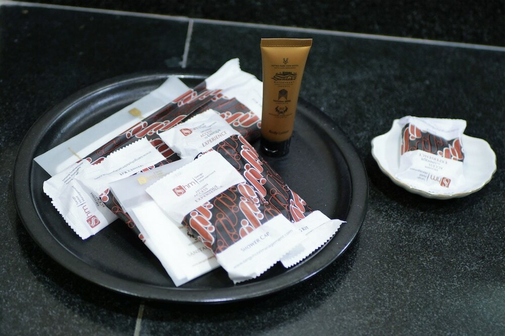 Фото Metro Park View Hotel Kota Lama Semarang