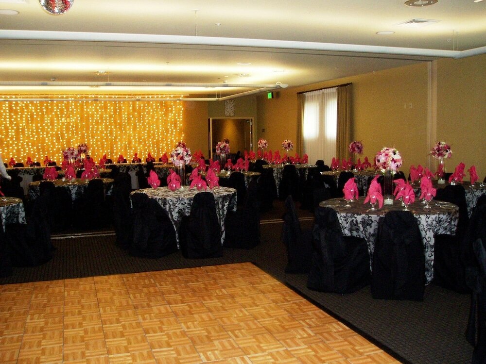 Фото The Landing Hotel & Restaurant