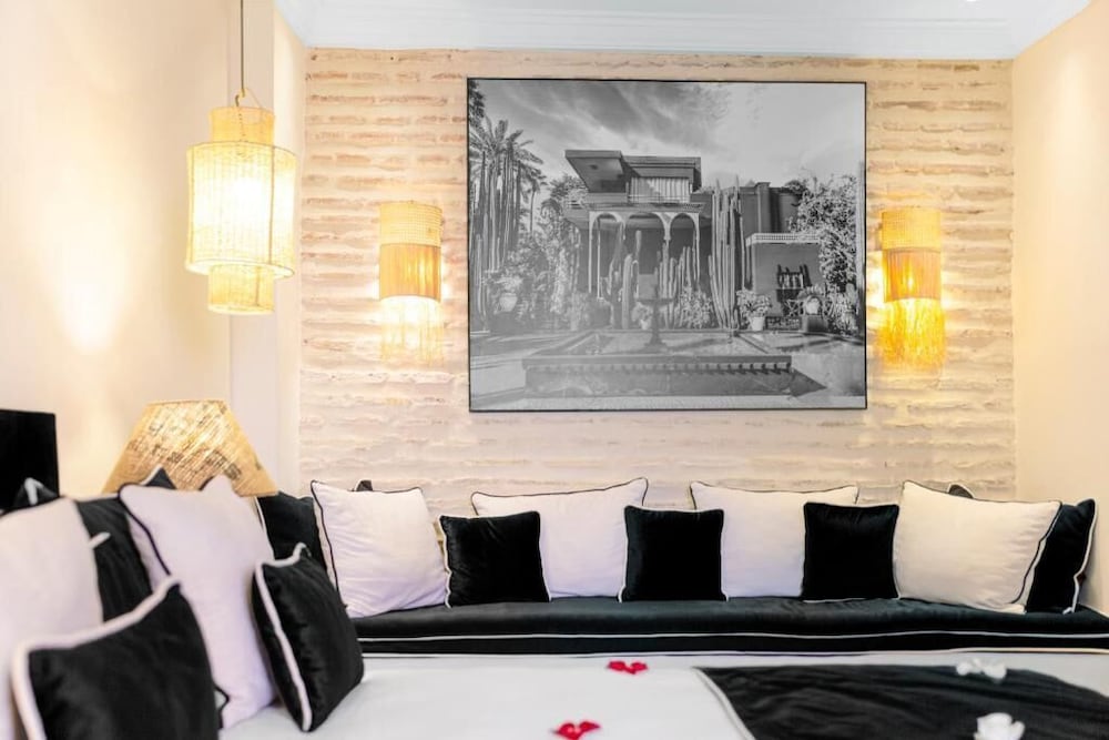 Фото Riad al Rimal