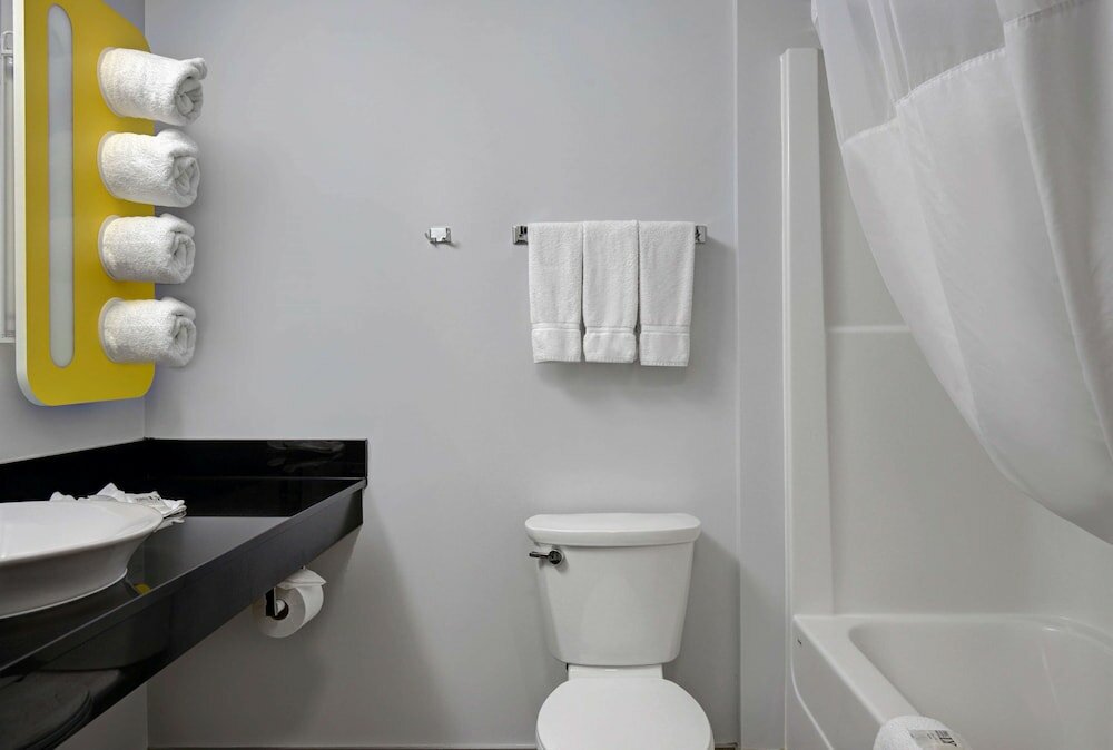 Фото Motel 6 Airdrie, Ab