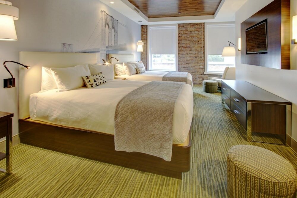 Фото The Brooklyn