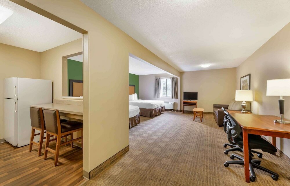 Фото Extended Stay America Suites Cleveland - Middleburg Heights