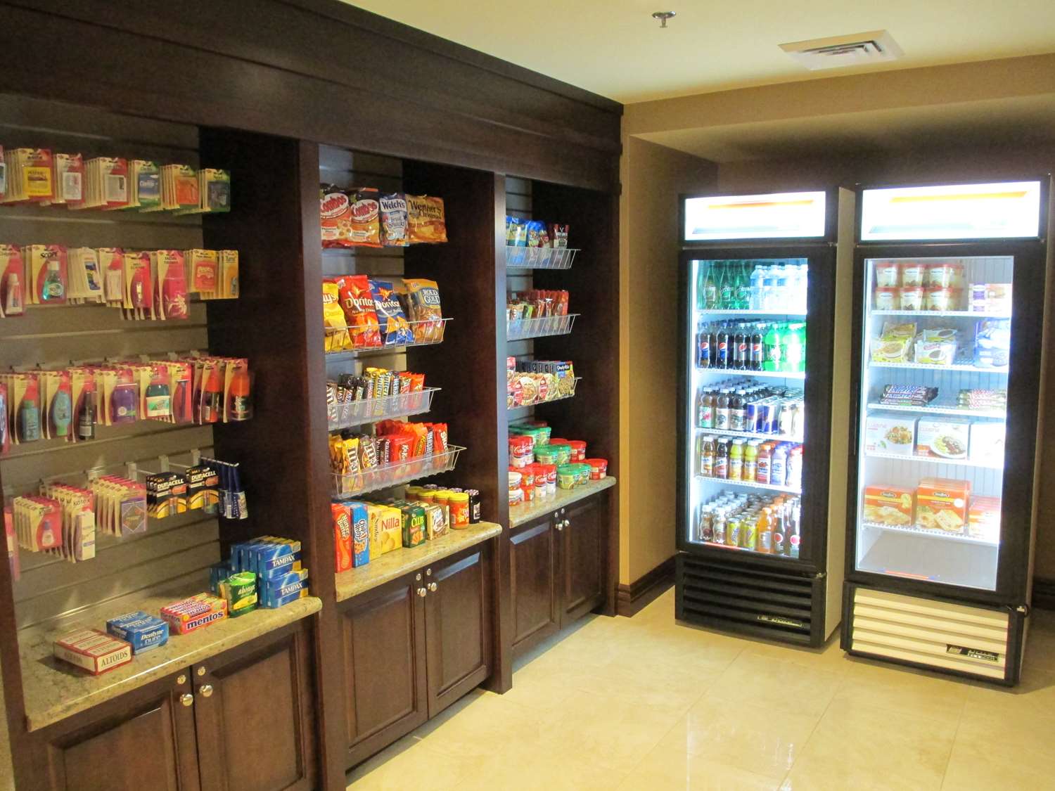 Фото Hampton Inn & Suites Tilton