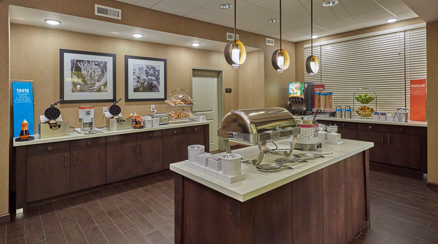 Фото Hampton Inn & Suites Hood River