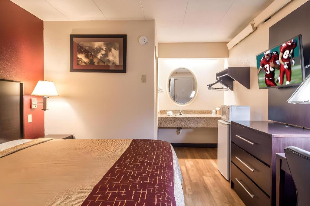 Фото Red Roof Inn Columbia, Mo