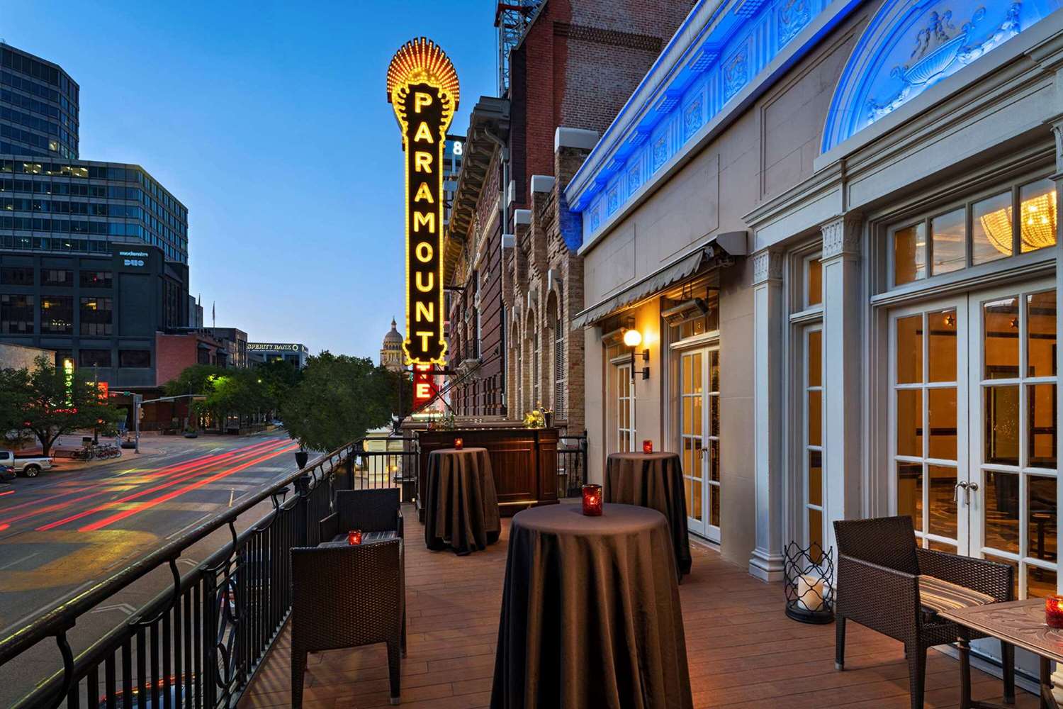 Фото The Stephen F Austin Royal Sonesta Hotel