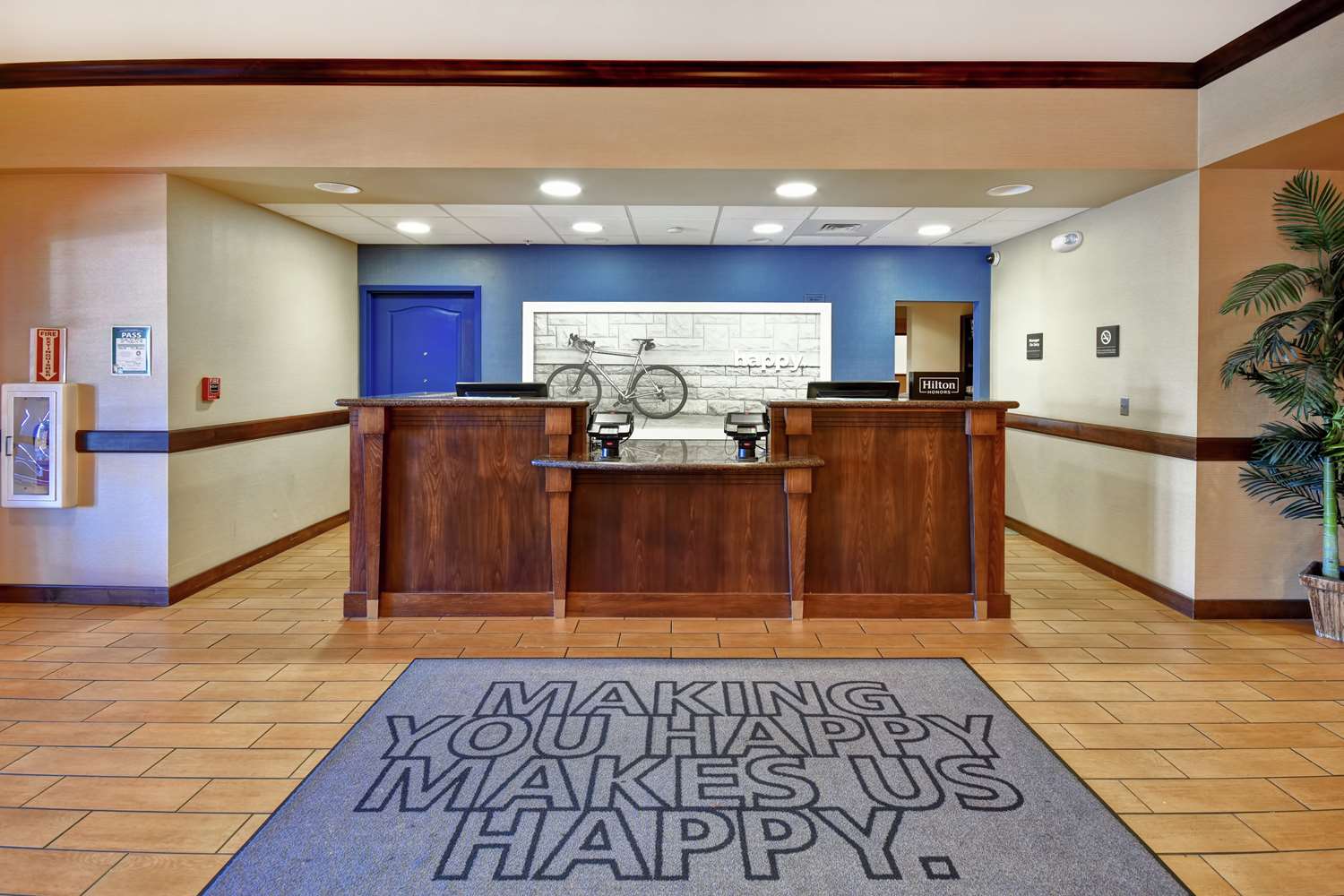 Фото Hampton Inn & Suites Folsom