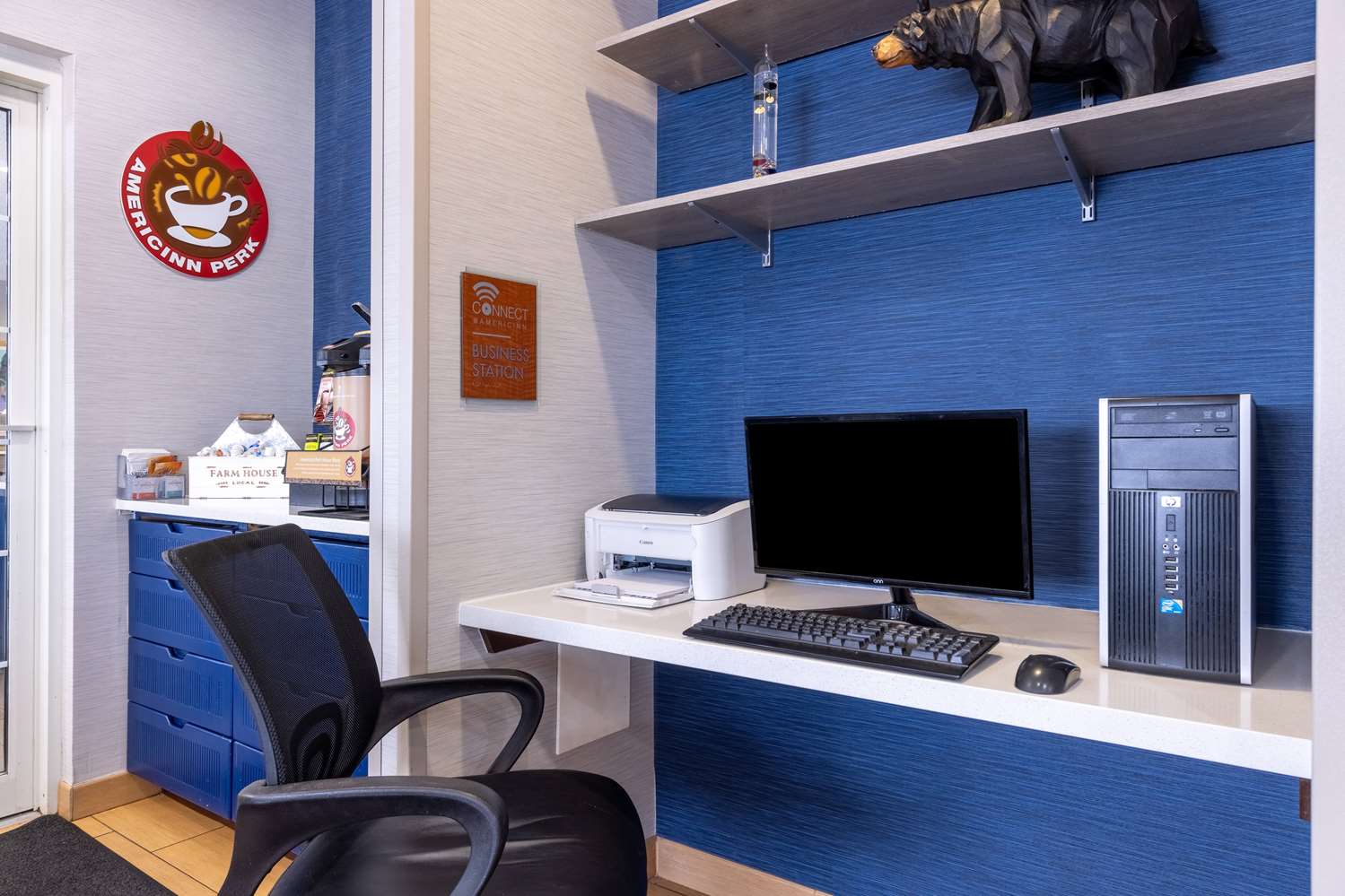 Фото AmericInn by Wyndham Duluth