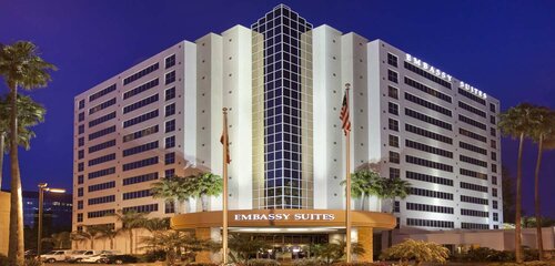 Внешний вид отеля Embassy Suites by Hilton San Diego La Jolla в Сан-Диего, фото 1