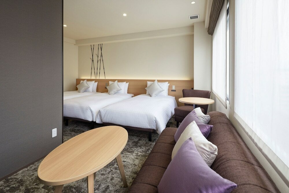 Фото Royal Twin Hotel Kyoto Hachijoguchi