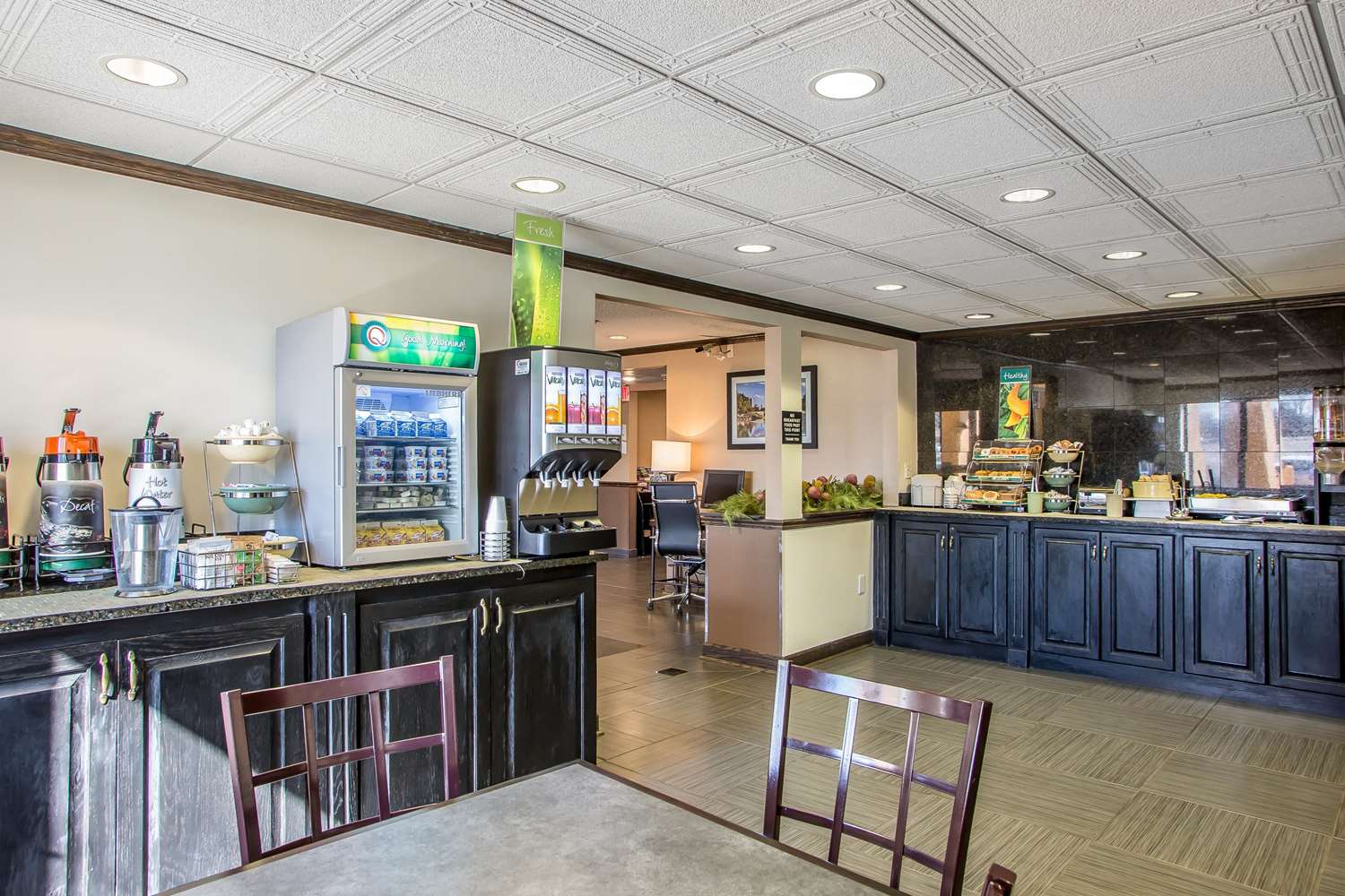 Фото Quality Inn Elgin I-90